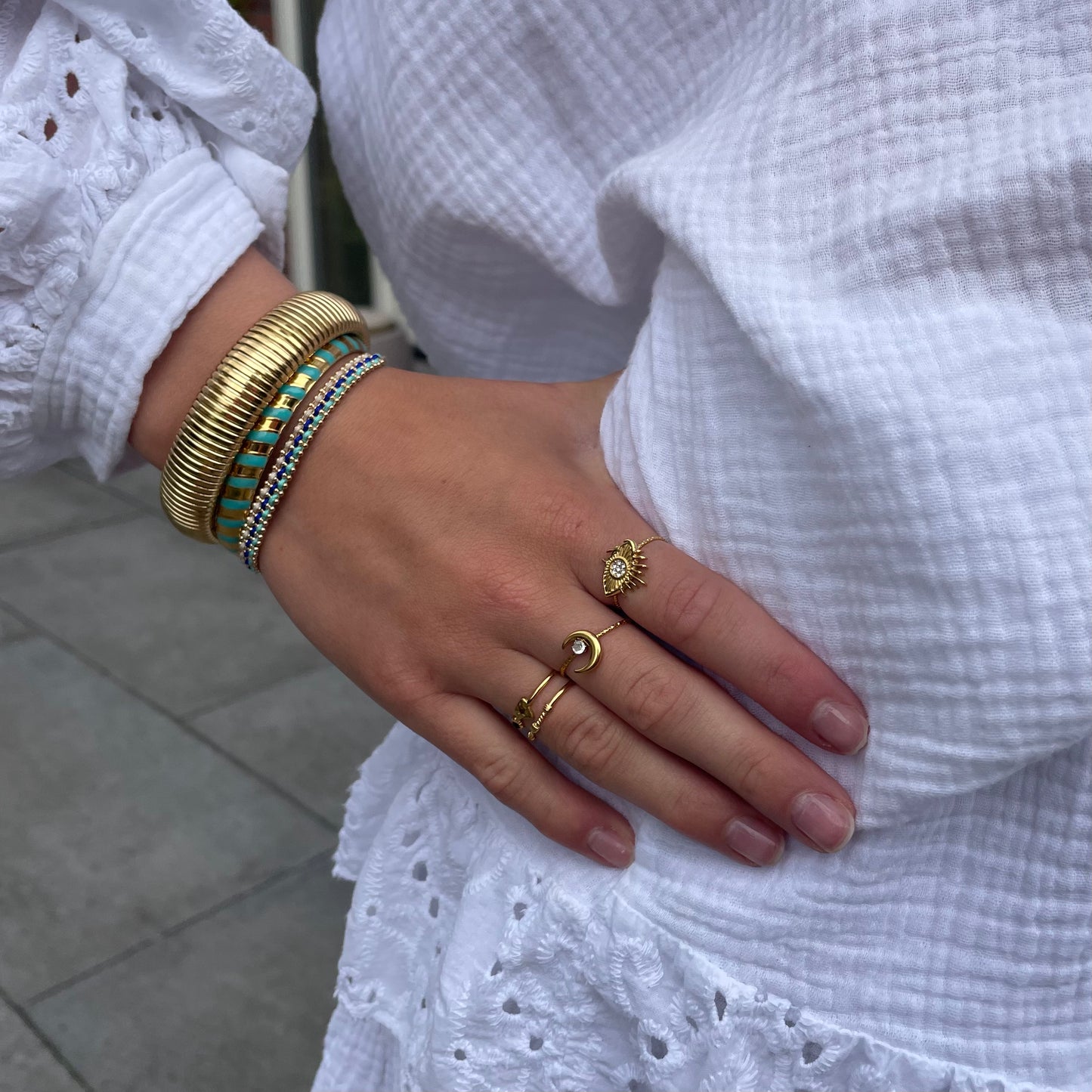EYES ON YOU GOUD RING