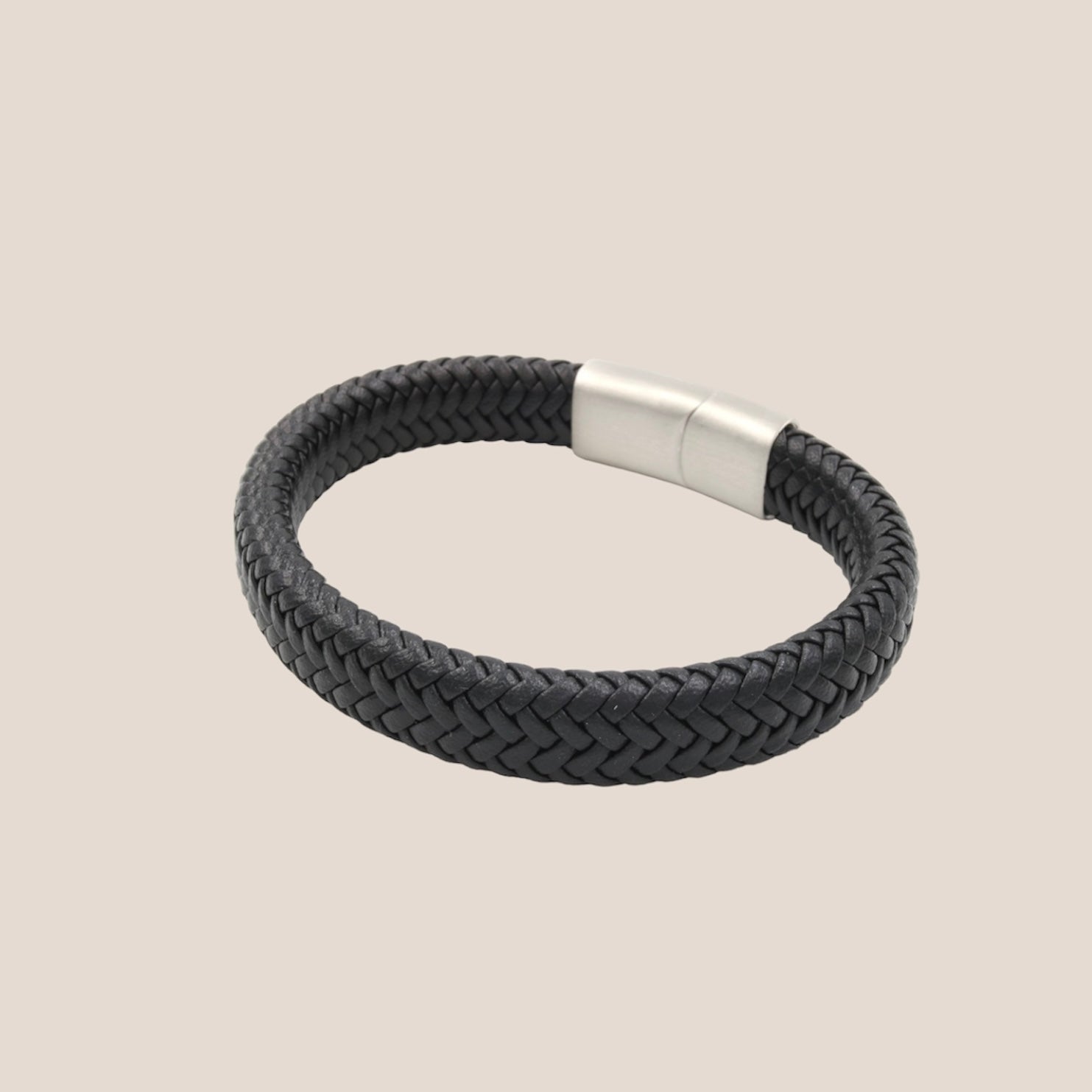BIG BRAIDED LEATHER ZWART MANNENARMBAND
