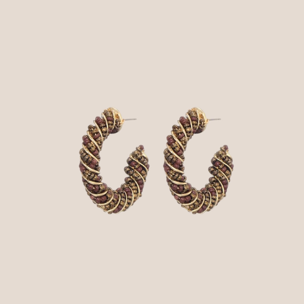 TWISTED HOOP BRUIN OORBELLEN