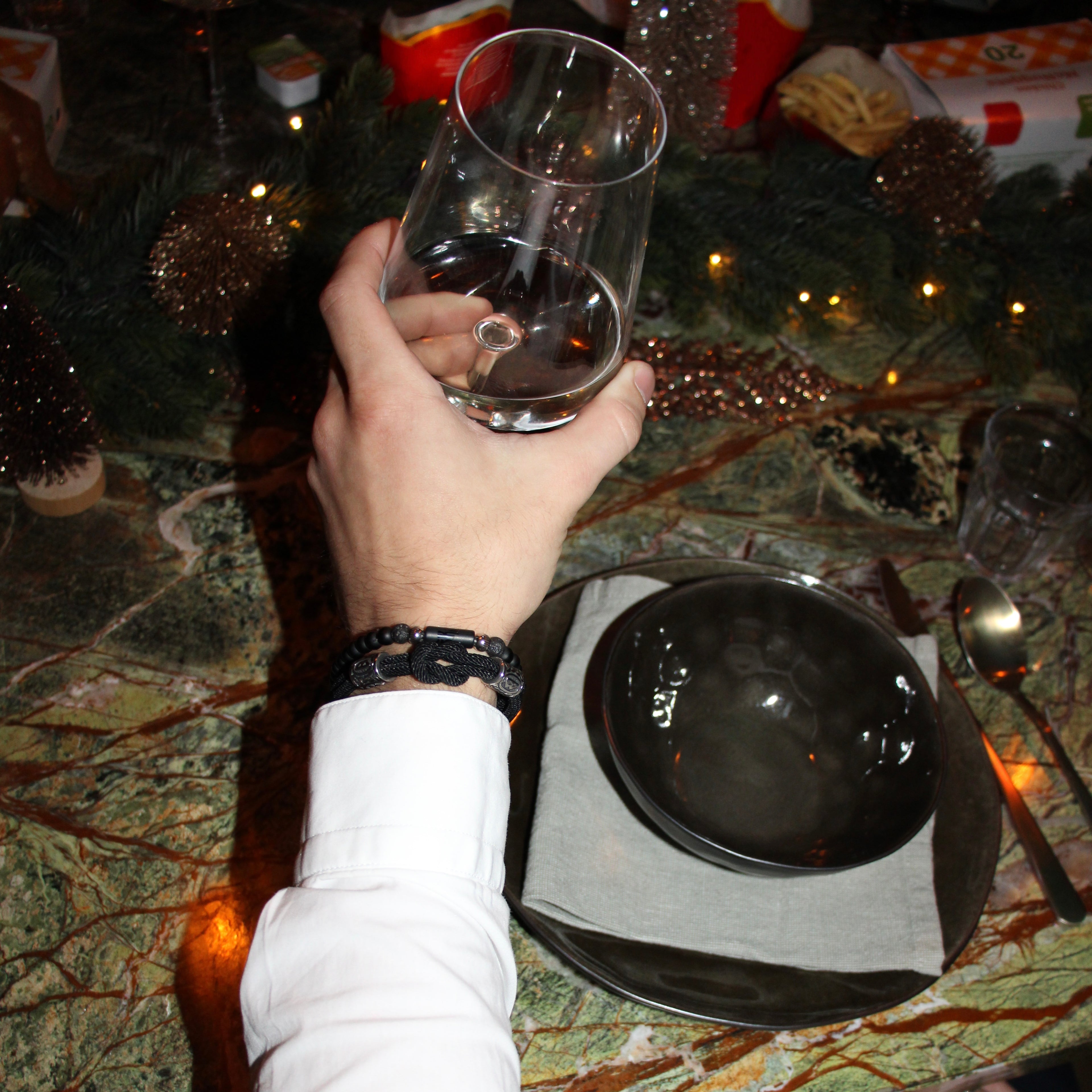 LITTLE BLACK AGATE MANNENARMBAND