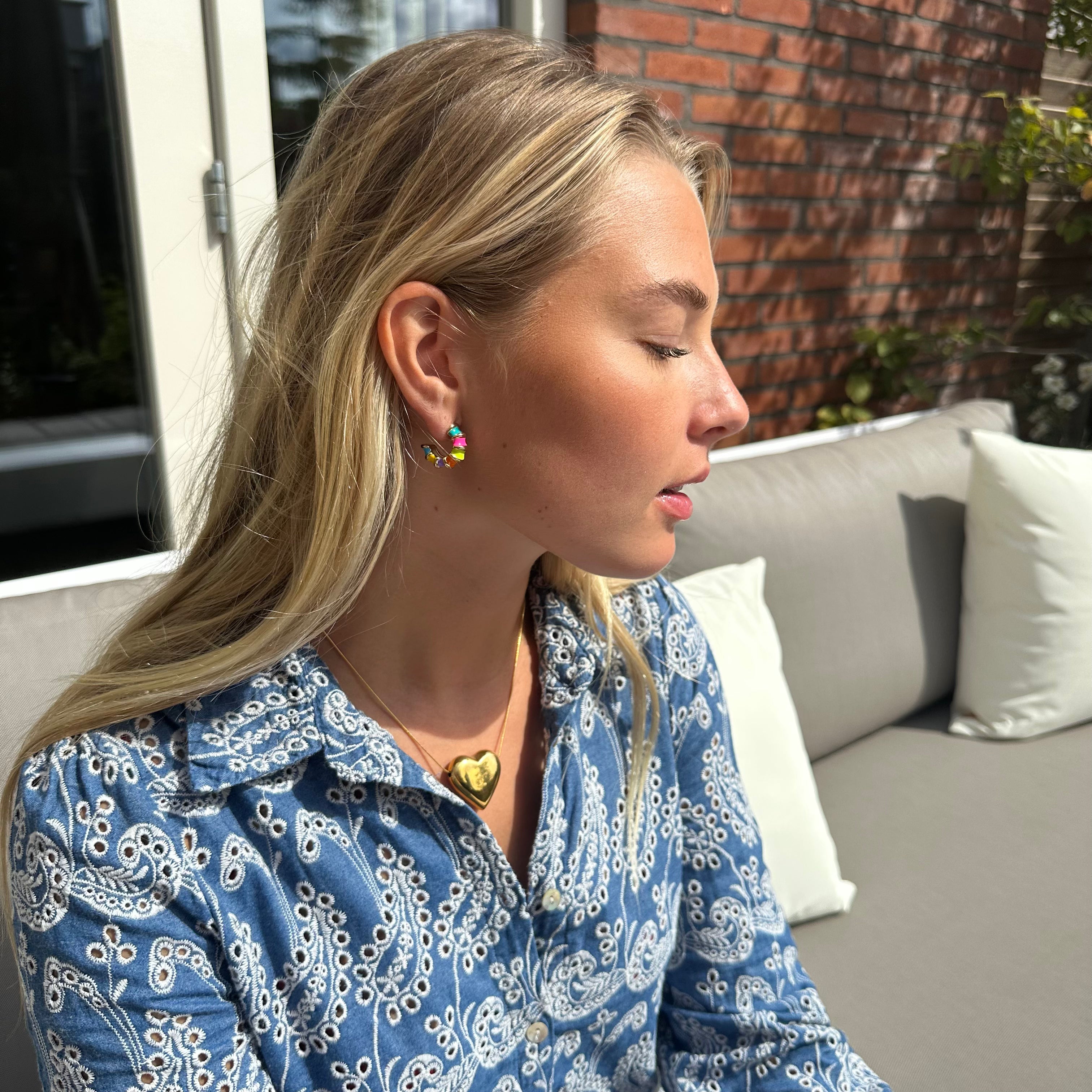 KLEURRIJKE MULTI OORBELLEN