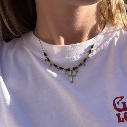 LITTLE CROSS WITH BEADS ZWART KETTING