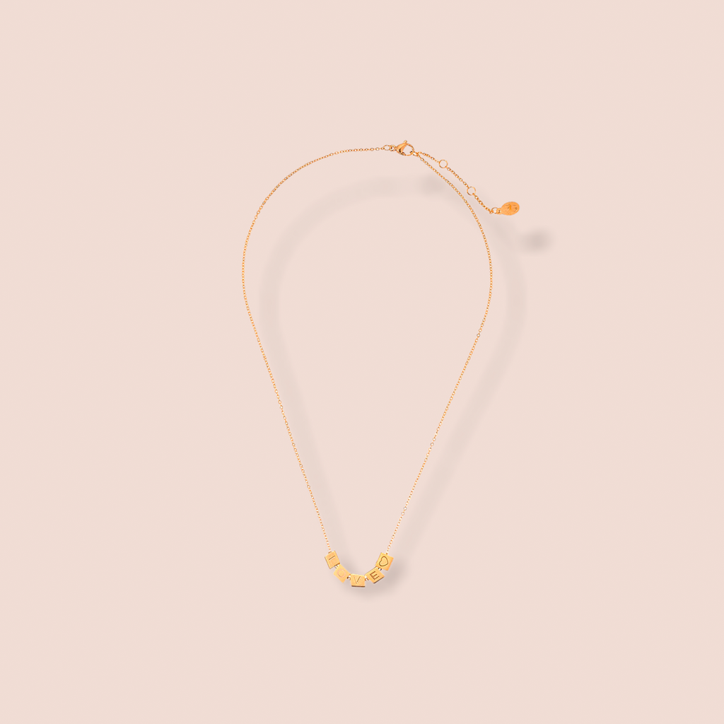 NECKLACE LOVE