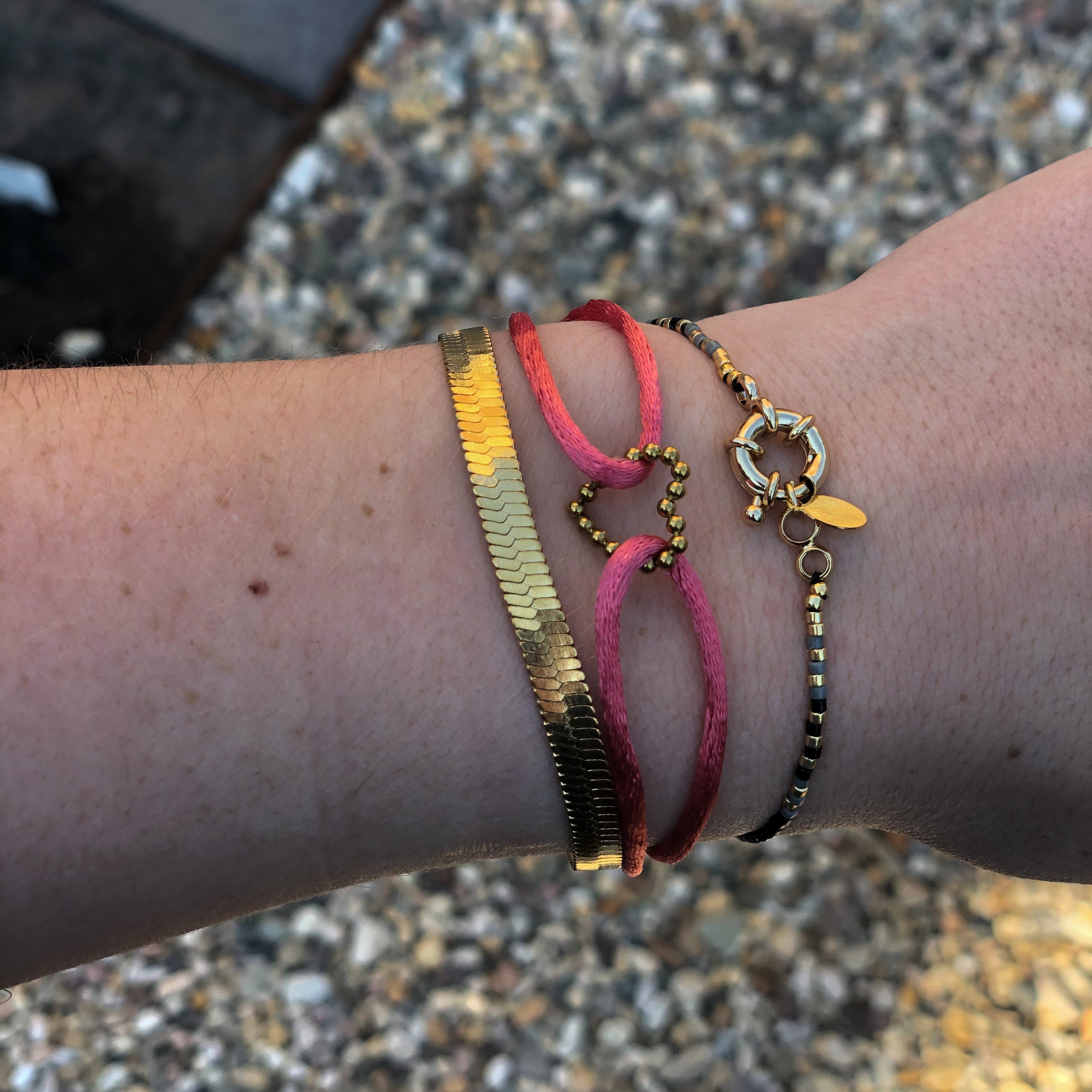 HEART SATIN ROZE ARMBAND